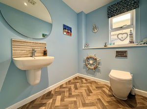 Photo 25- click for photo gallery